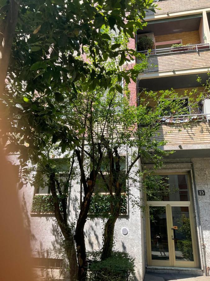Studio 25 Apartment - Near Metro M3 Milan Exterior photo